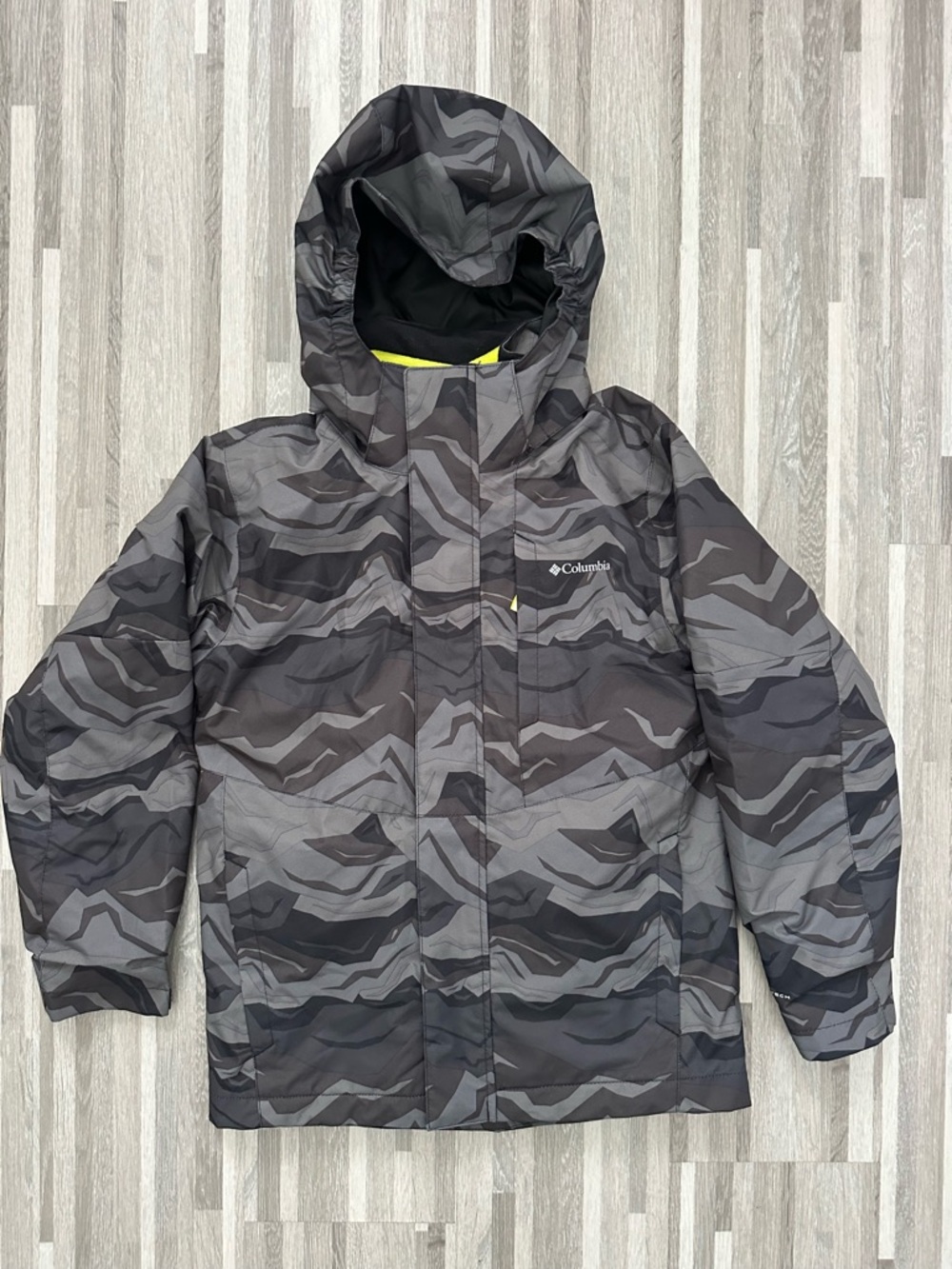 Columbia Gray Camouflage Hooded Puffer Jacket size M(10-12)